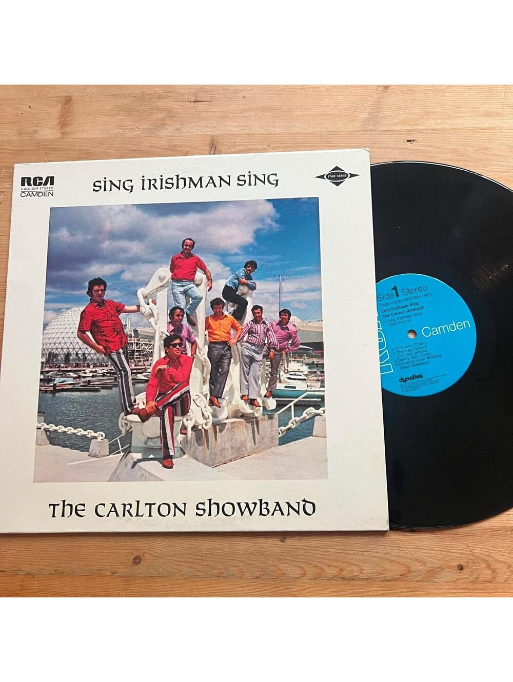 The Carlton Showband - Sing Irishman Sing 33rpm VG+ VR17